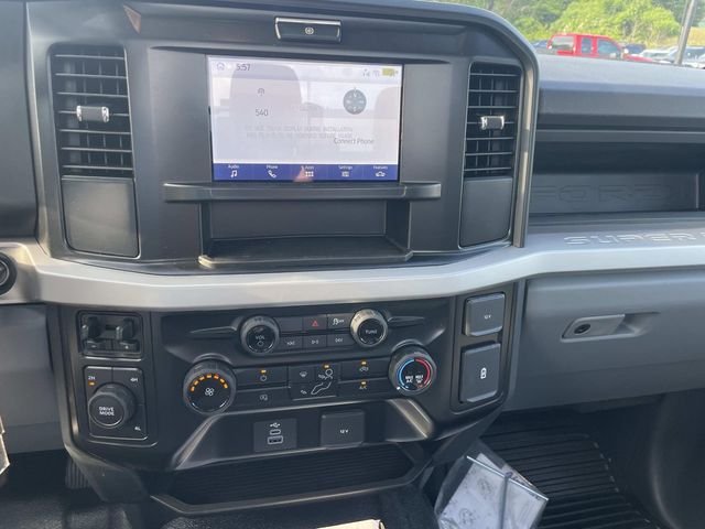 New 2026 Oxford White Ford F-450® XL image 7