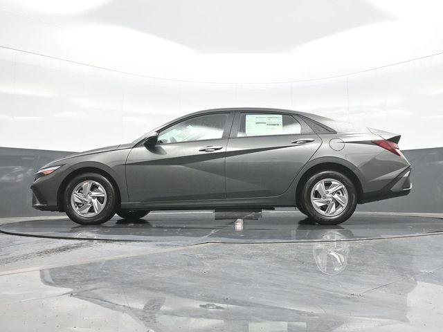 New 2026 Gray Hyundai SE image 20