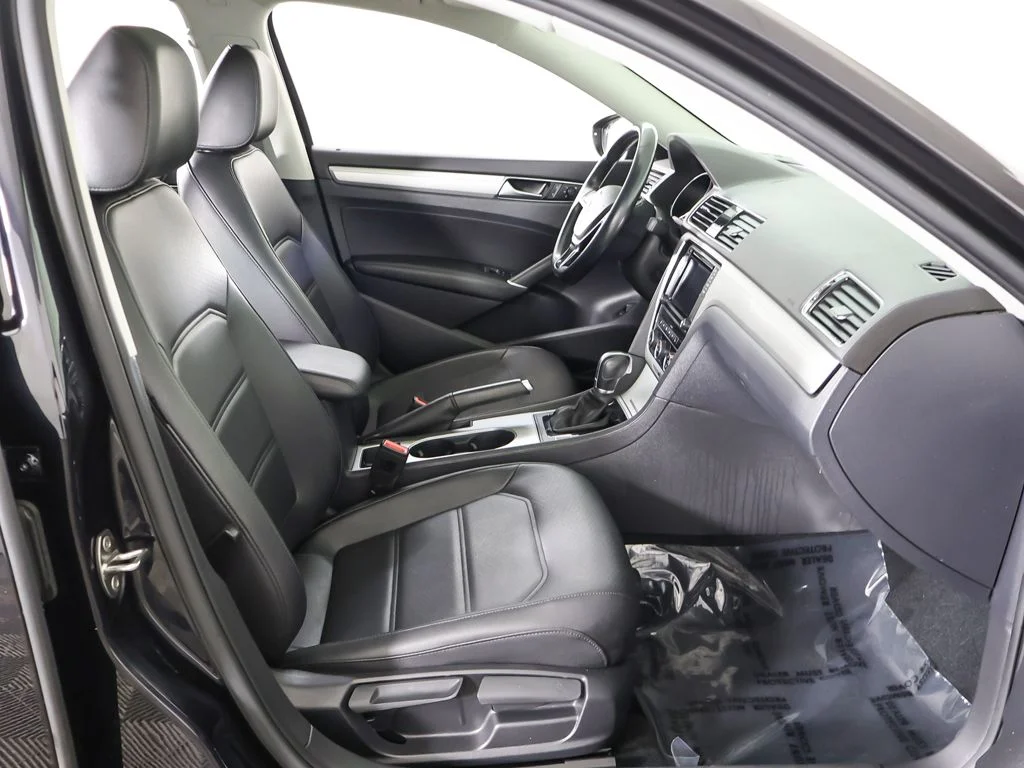 Used 2019 Deep Black Pearl Volkswagen 2.0T Wolfsburg image 32