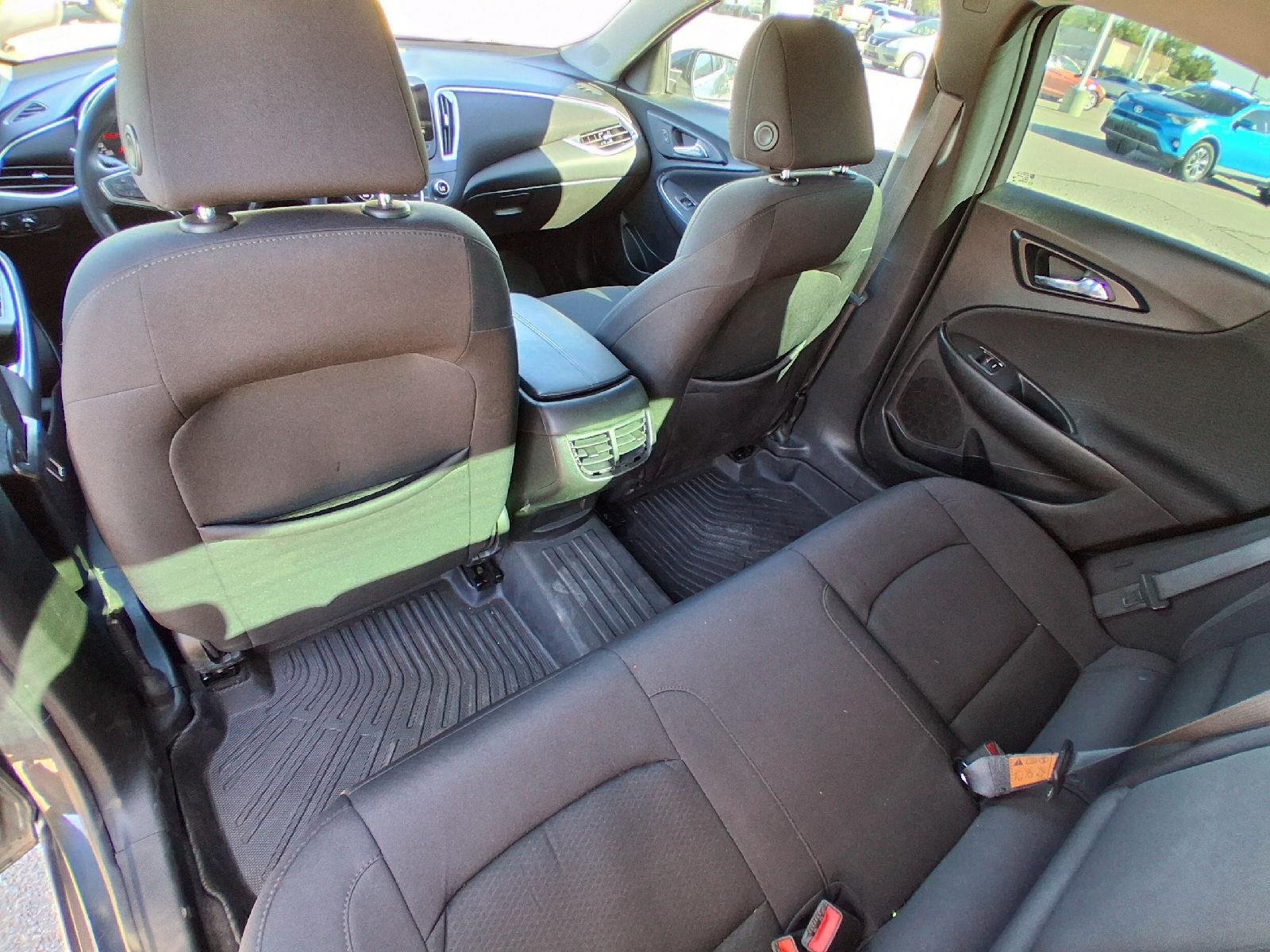 Used 2021 Shadow Gray Metallic Chevrolet LT image 19