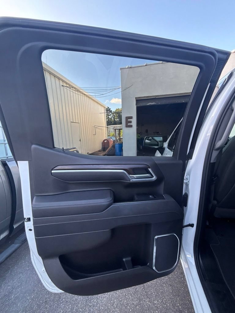 Used 2026 Summit White GMC SLT image 16