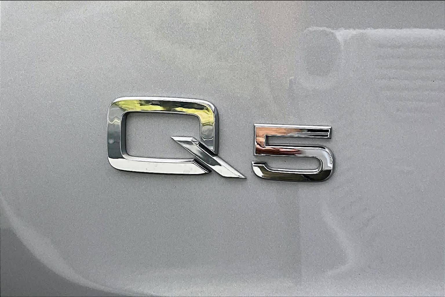 Used 2023 Florett Silver Metallic Audi S line Premium Plus image 33