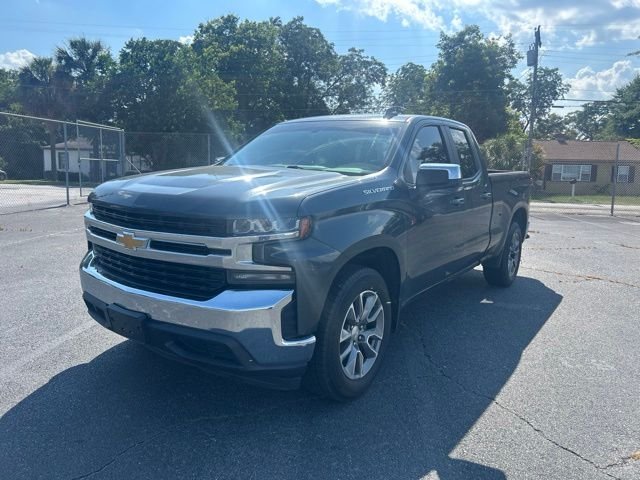 Used 2020 Gray Chevrolet LT image 1