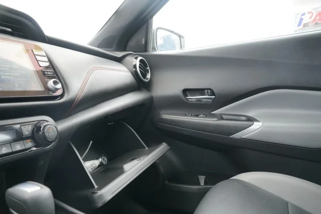 Used 2023 Scarlet Ember Tintcoat Nissan SR image 29