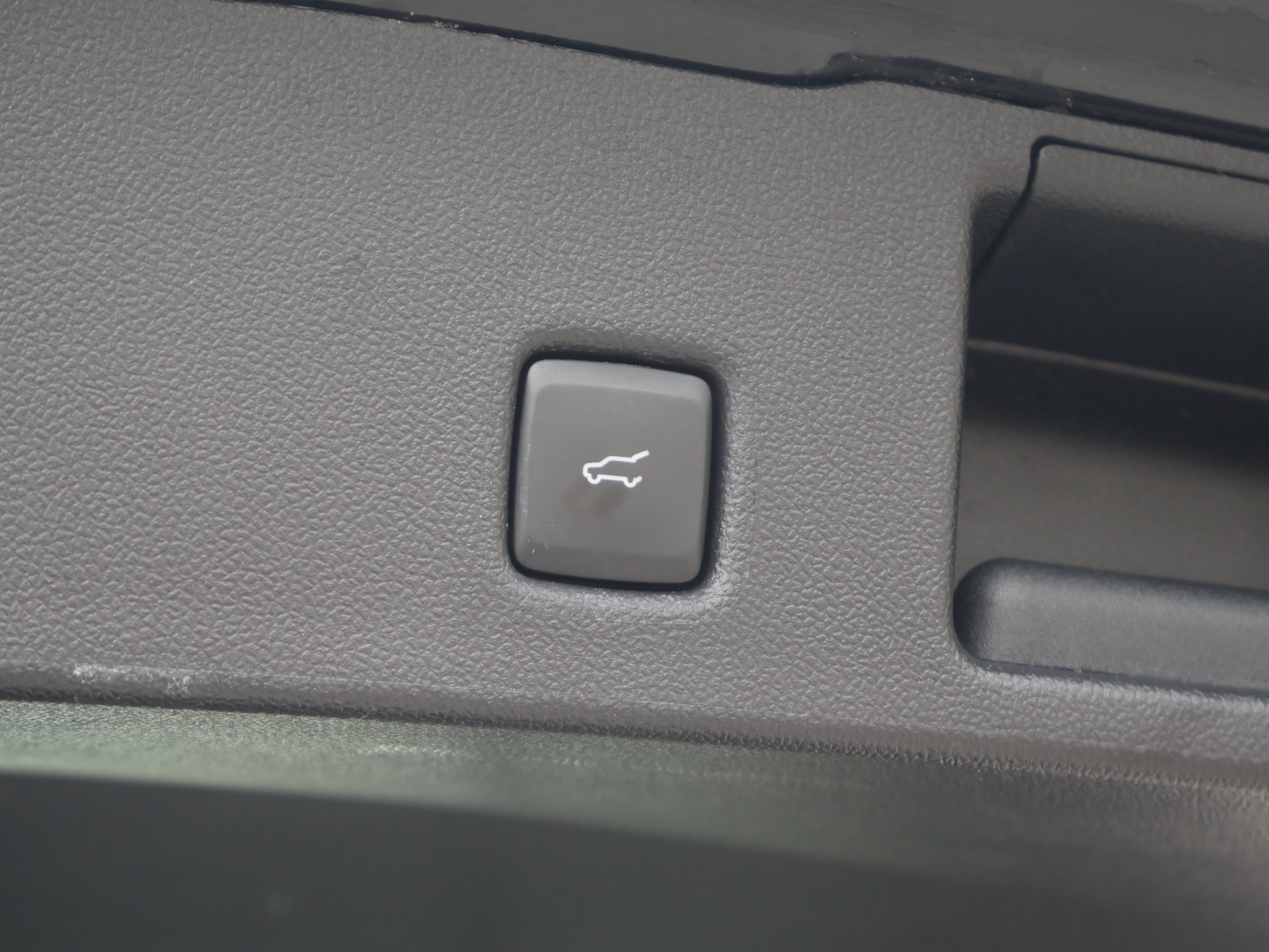 2025 Ford Escape Platinum - Photo 27