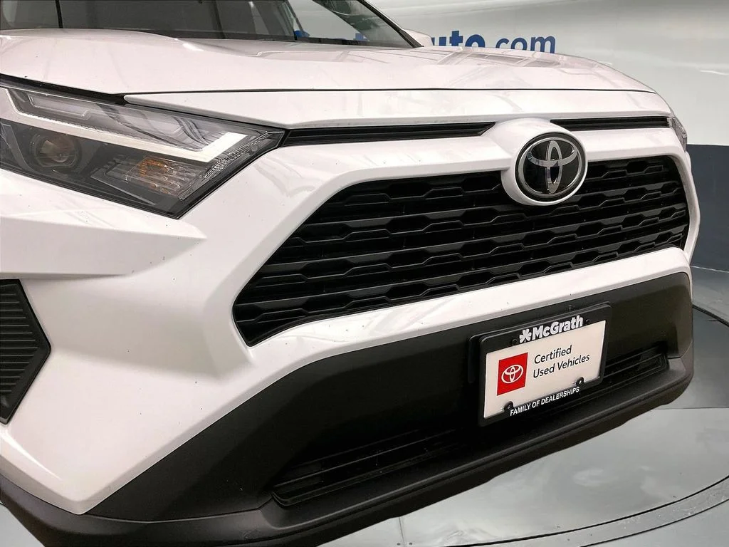 Certified Used 2023 White Toyota XLE image 32