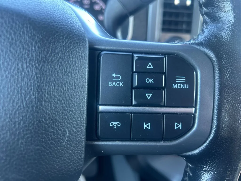 Used 2021 Silver Ford XLT image 29