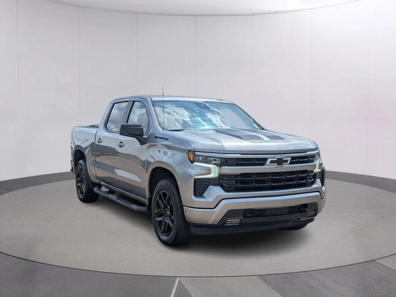 Used 2023 STERLING GRAY METALLIC Chevrolet RST image 8