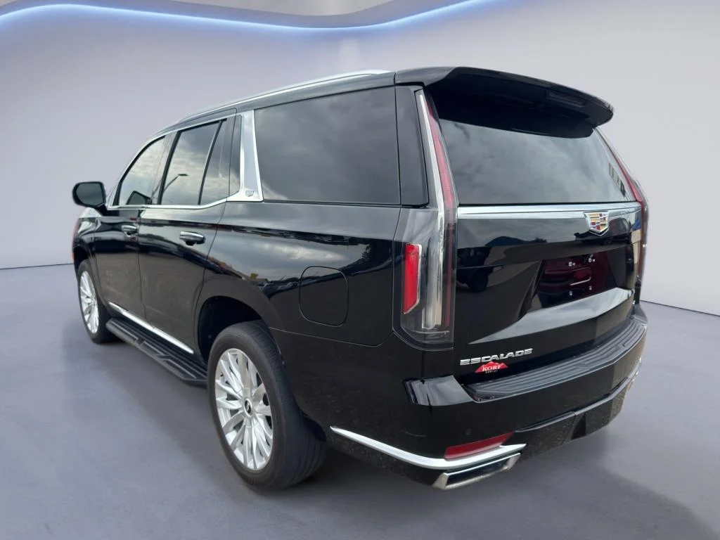 Used 2021 Black Raven Cadillac Luxury image 8