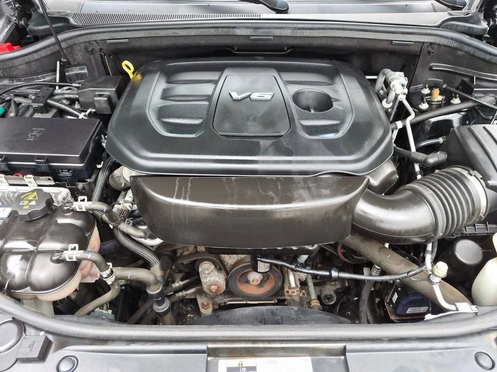 Used 2017 Black Jeep Overland image 31