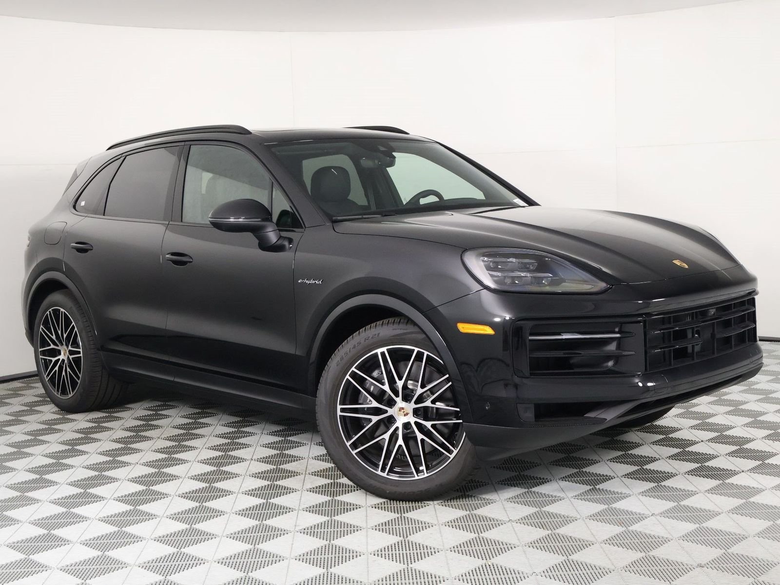 2026 Porsche Cayenne E-Hybrid - Photo 9