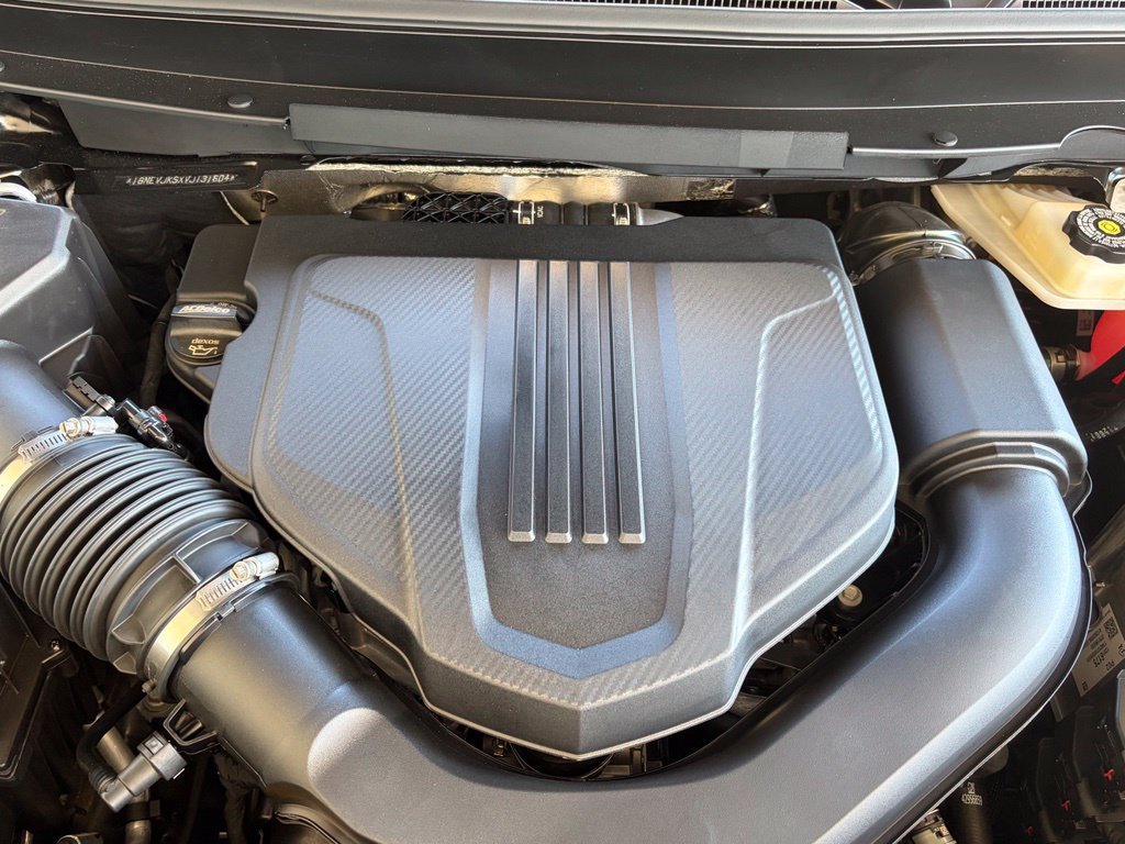 2027 Chevrolet Traverse Z71 - Photo 11
