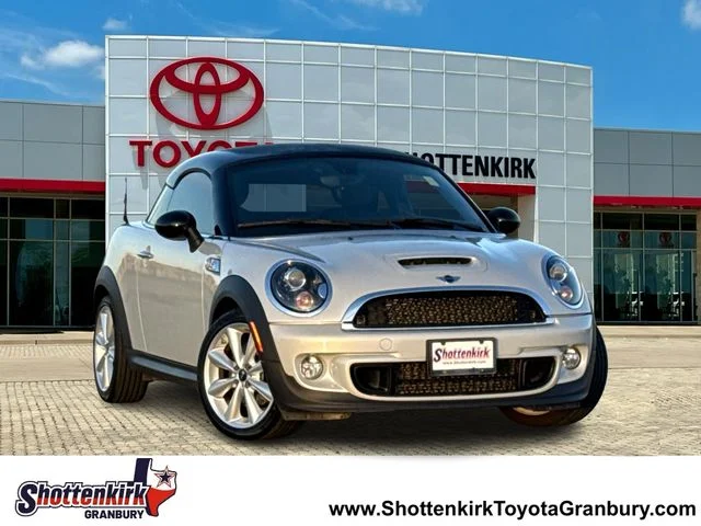 2014 MINI Cooper S's photo