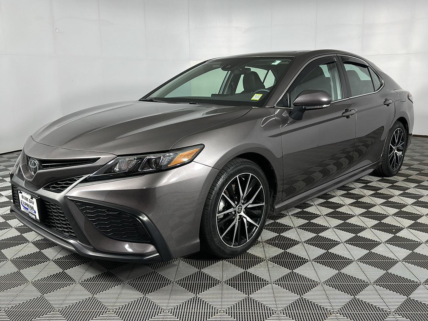Certified Used 2023 Predawn Gray Mica Toyota SE image 3