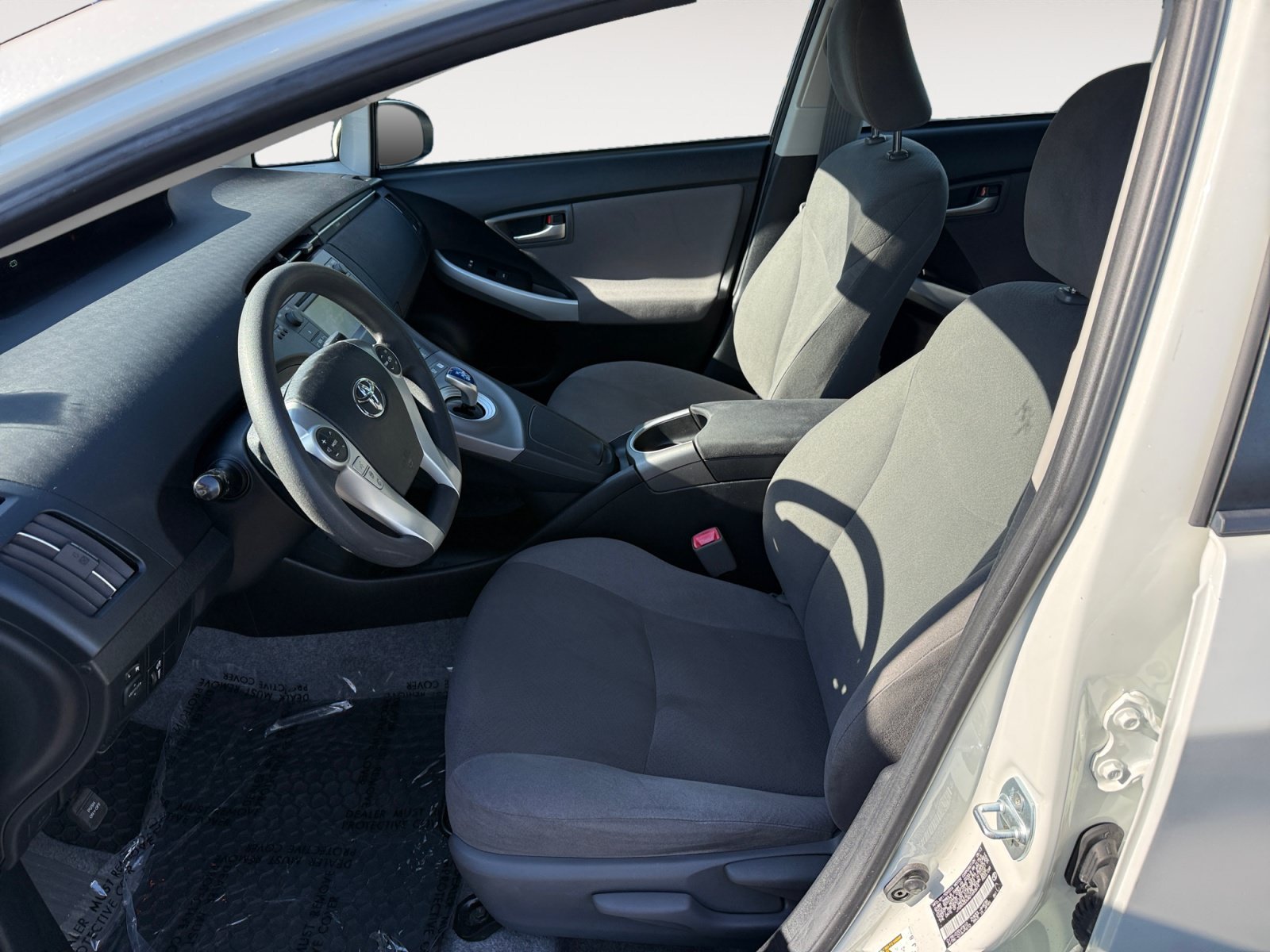Used 2013 Blizzard Pearl Toyota Three image 10
