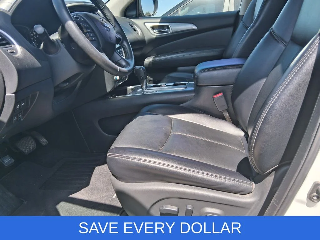 Used 2019 White Nissan SL image 10