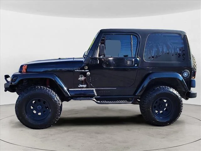 Used 2002 Jeep Wrangler SAHARA with VIN 1J4FA59S12P757602 for sale in Johnson City, TN