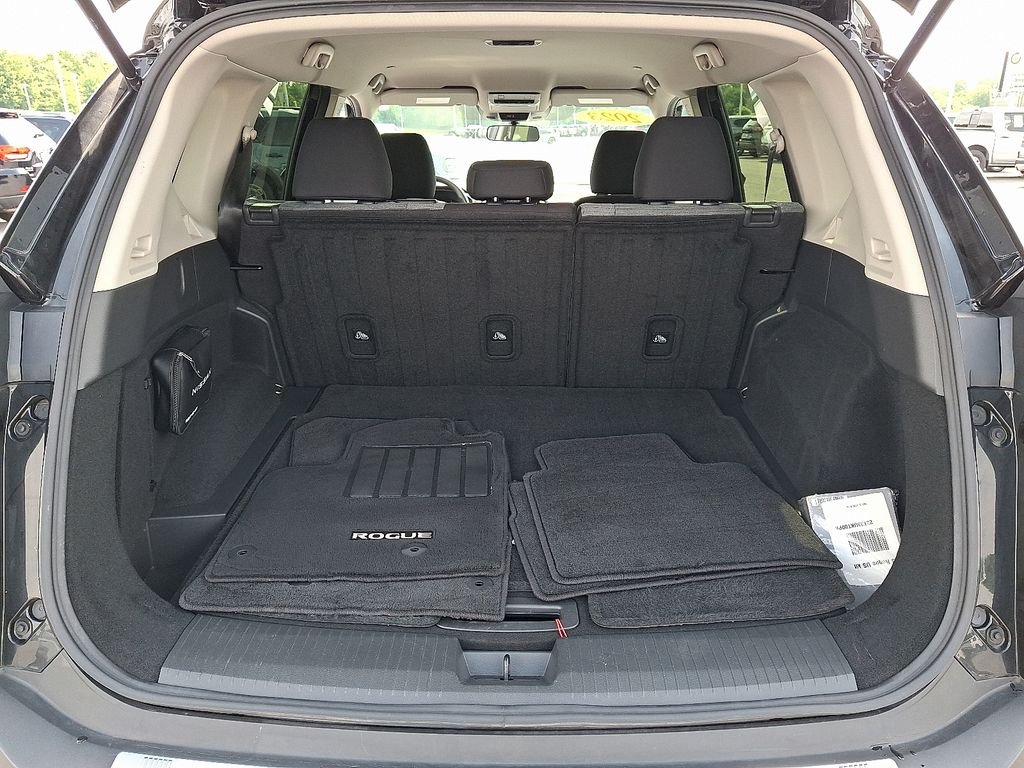Used 2023 Black Nissan SV image 28