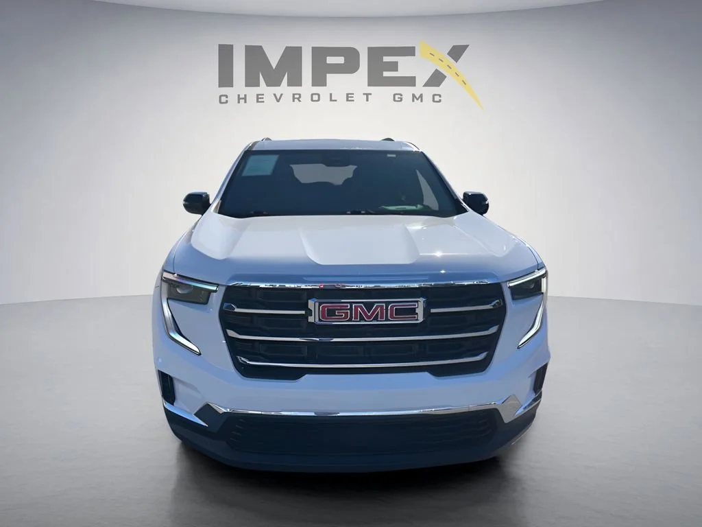 Used 2025 Summit White GMC Elevation image 8