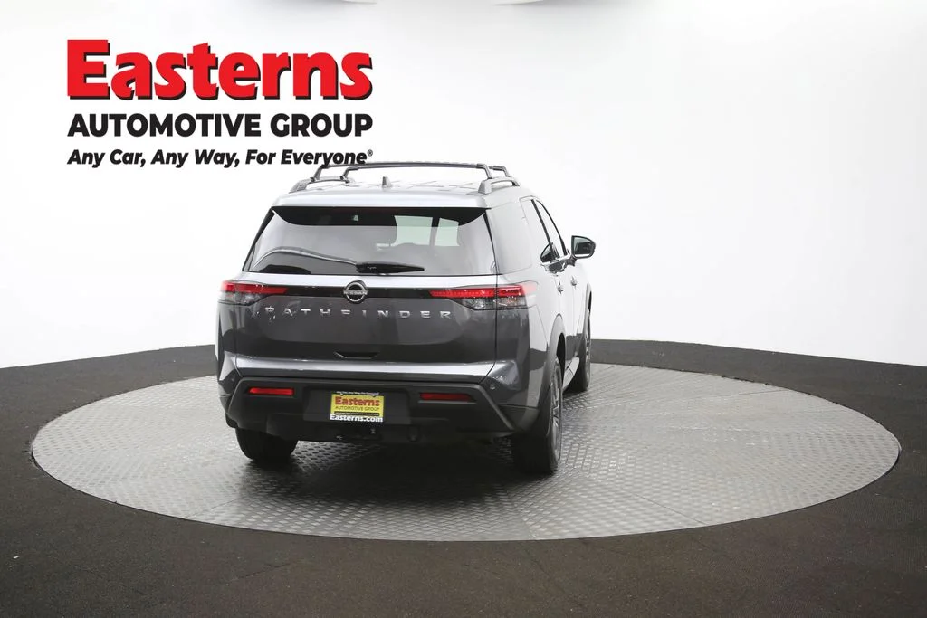 Used 2023 Gray Nissan SV image 42