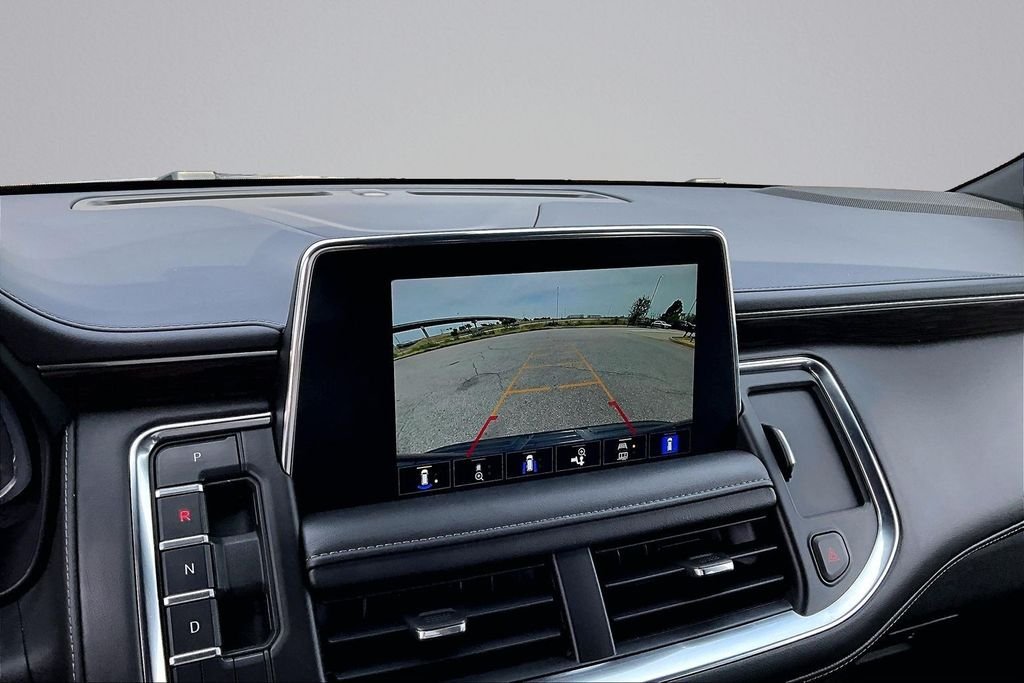 Used 2022 Gray Chevrolet Z71 image 20