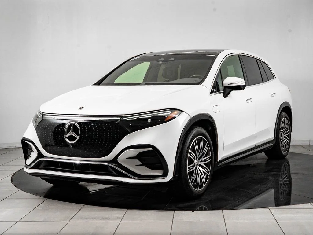 2023 Mercedes-Benz EQS SUV EQS 580 4MATIC's photo