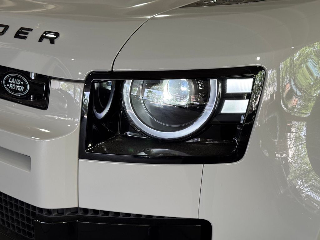 New 2026 Borasco Grey Land Rover X-Dynamic SE image 4