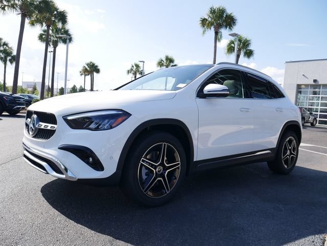 New 2026 Polar White Mercedes-Benz GLA 250 image 30