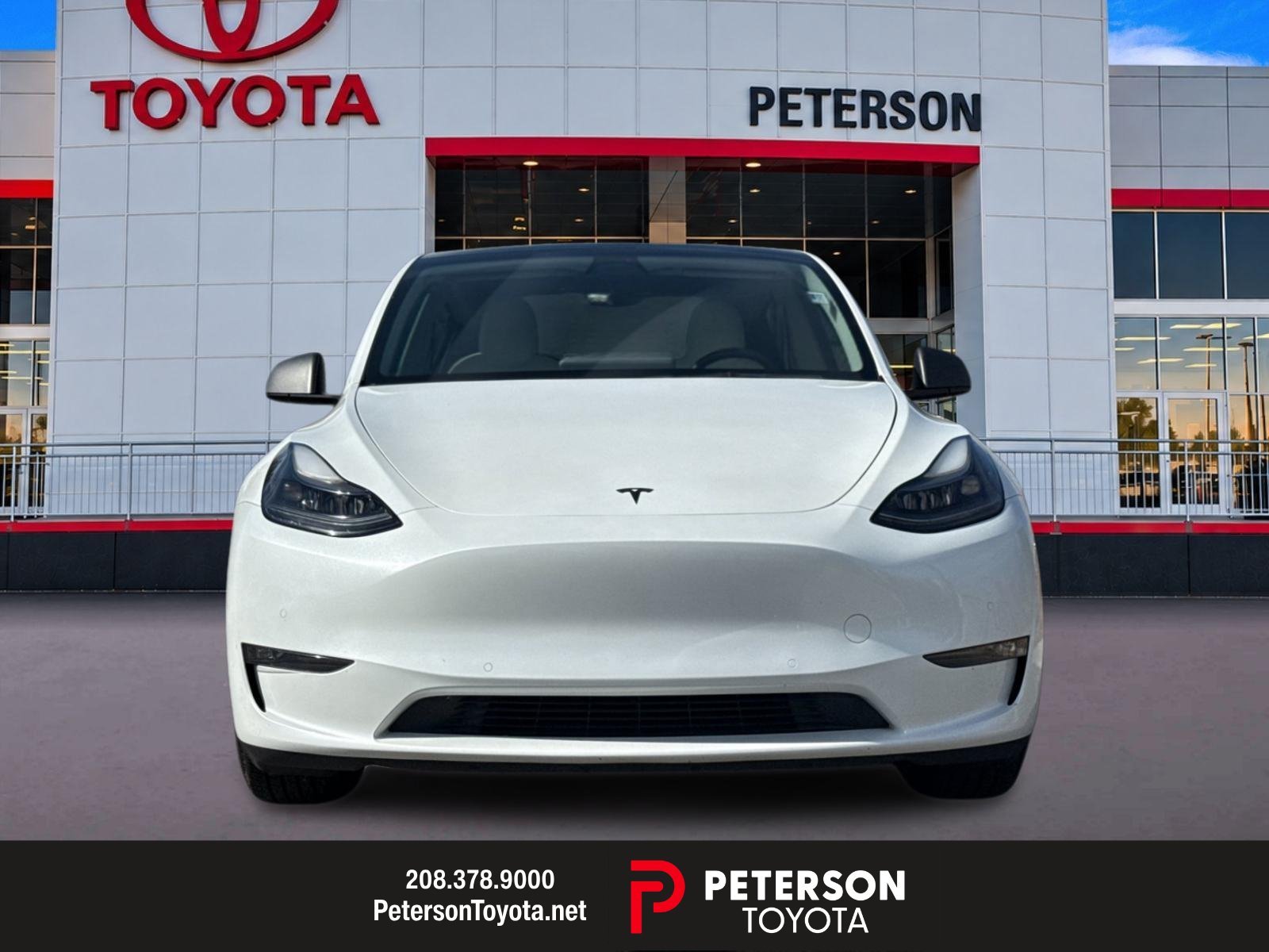 Used 2022  Tesla Performance image 8