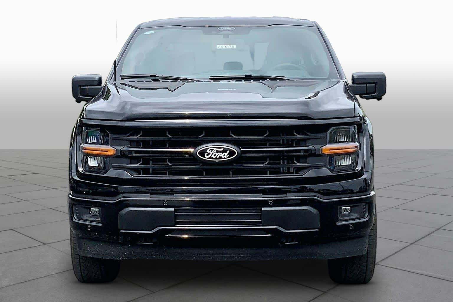 New 2026 Agate Black Metallic Ford XLT image 3
