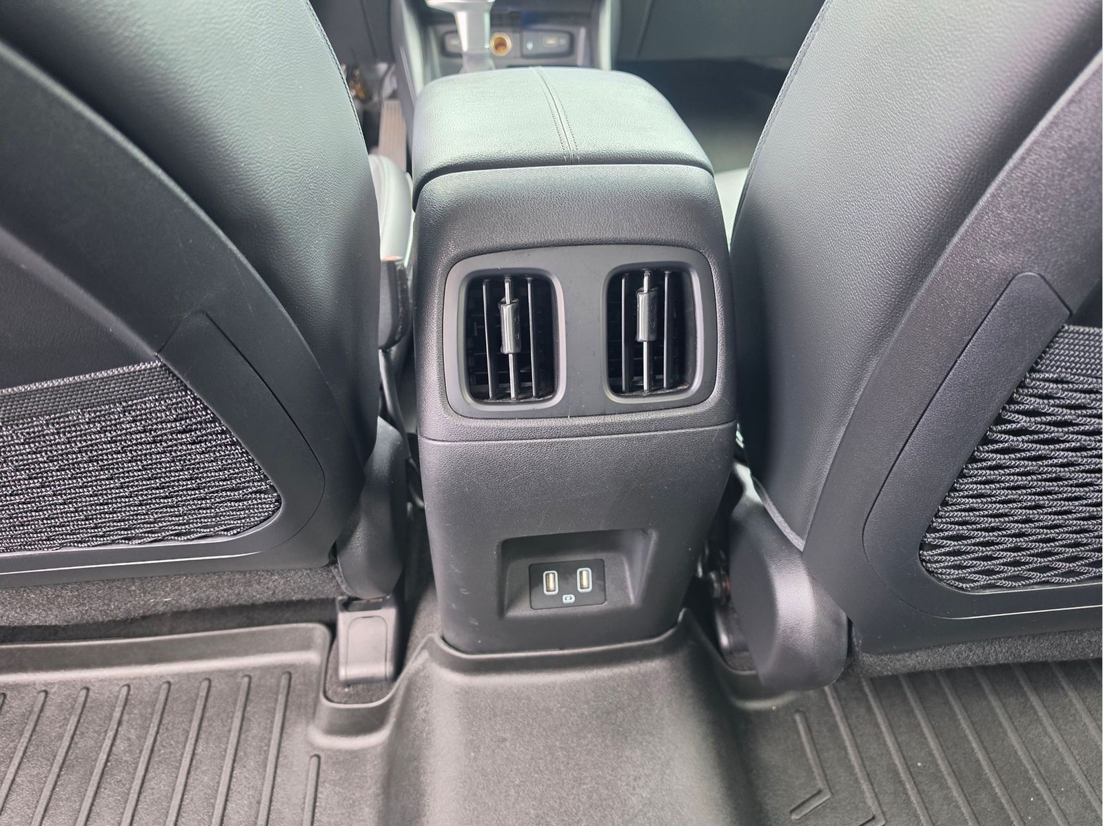 Used 2022 Quartz White Hyundai SEL image 13