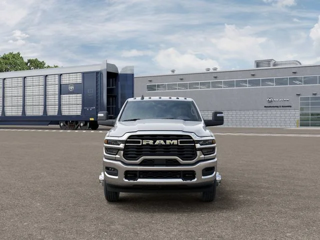 New 2026 Bright White Clearcoat RAM Tradesman image 3