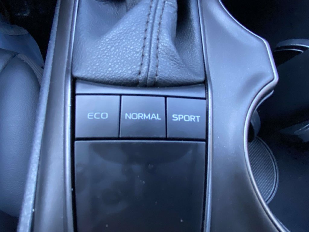 Certified Used 2023 Ice Toyota SE image 29