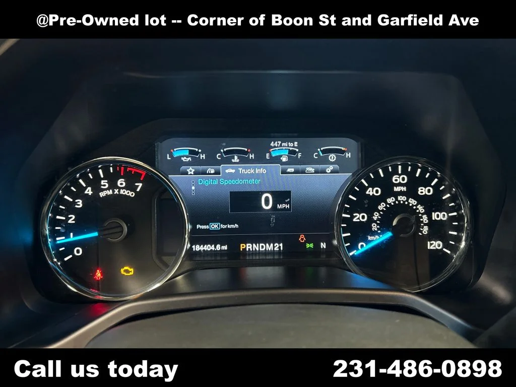 Used 2015 Silver Ford Lariat image 21