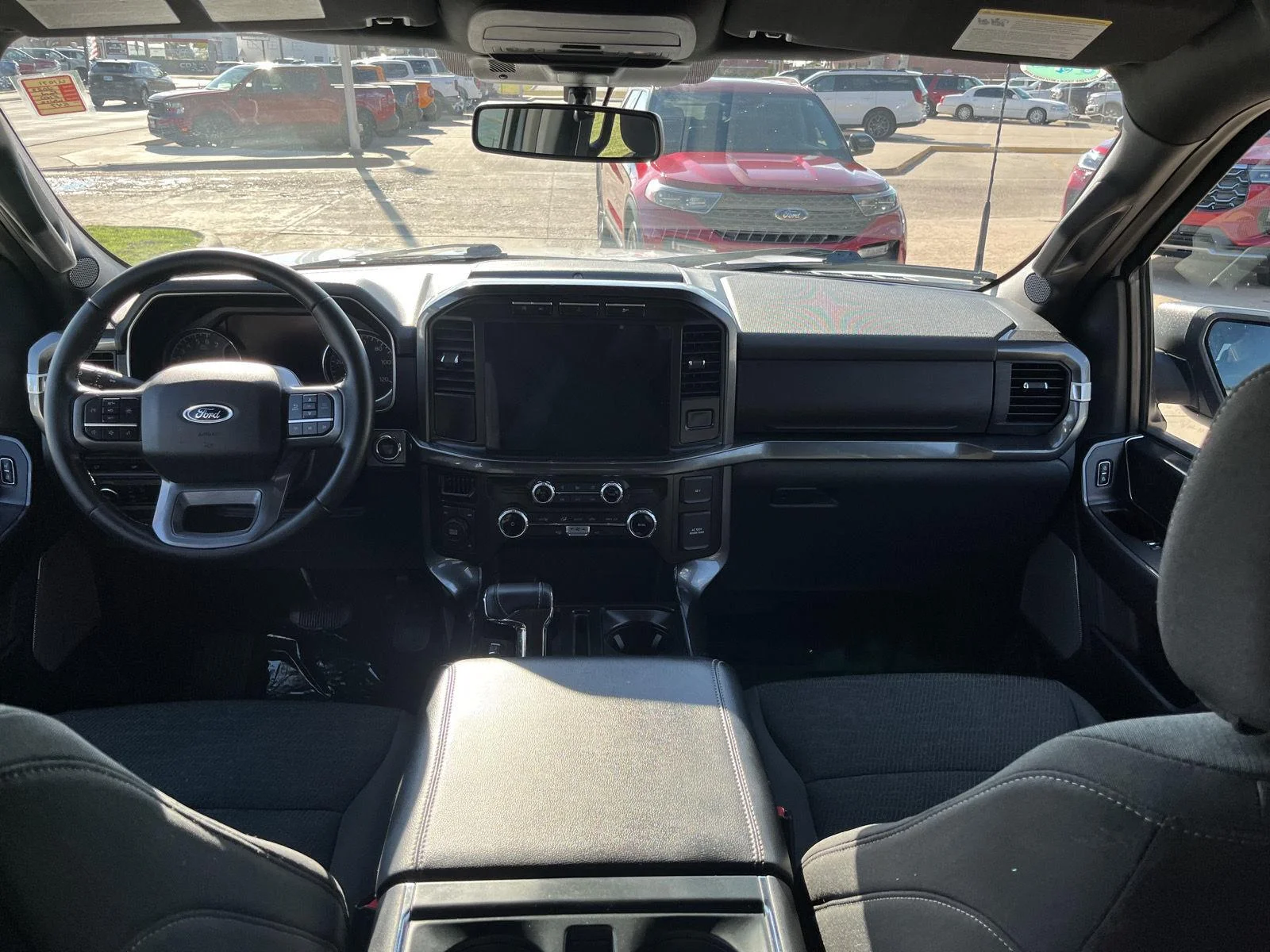 Certified Used 2023 Oxford White Ford XLT image 11