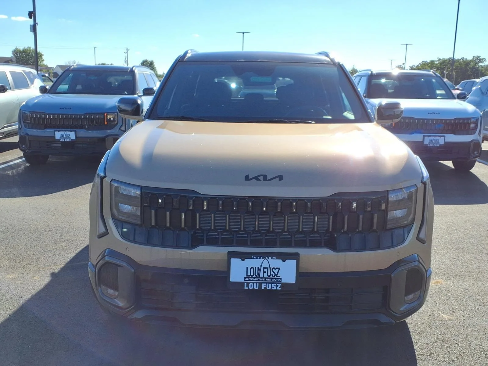New 2027 Terrain Brown / Black Roof Kia X-Line S image 17