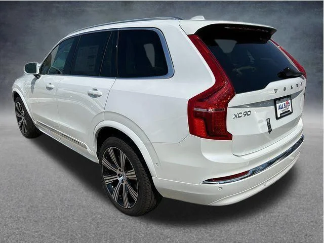 New 2025 White Volvo T8 Plus image 8