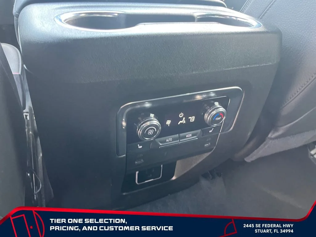 Used 2025 Summit White GMC Denali image 30