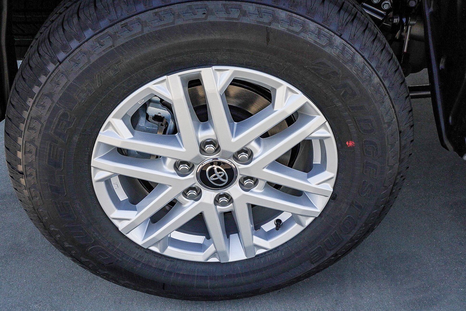 2026 Toyota Tundra SR5 - Photo 8