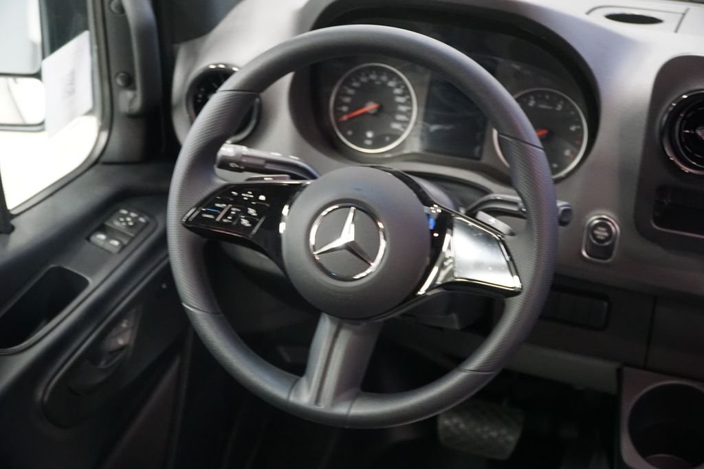 2025 Mercedes-Benz Sprinter Cargo Van Base - Photo 11