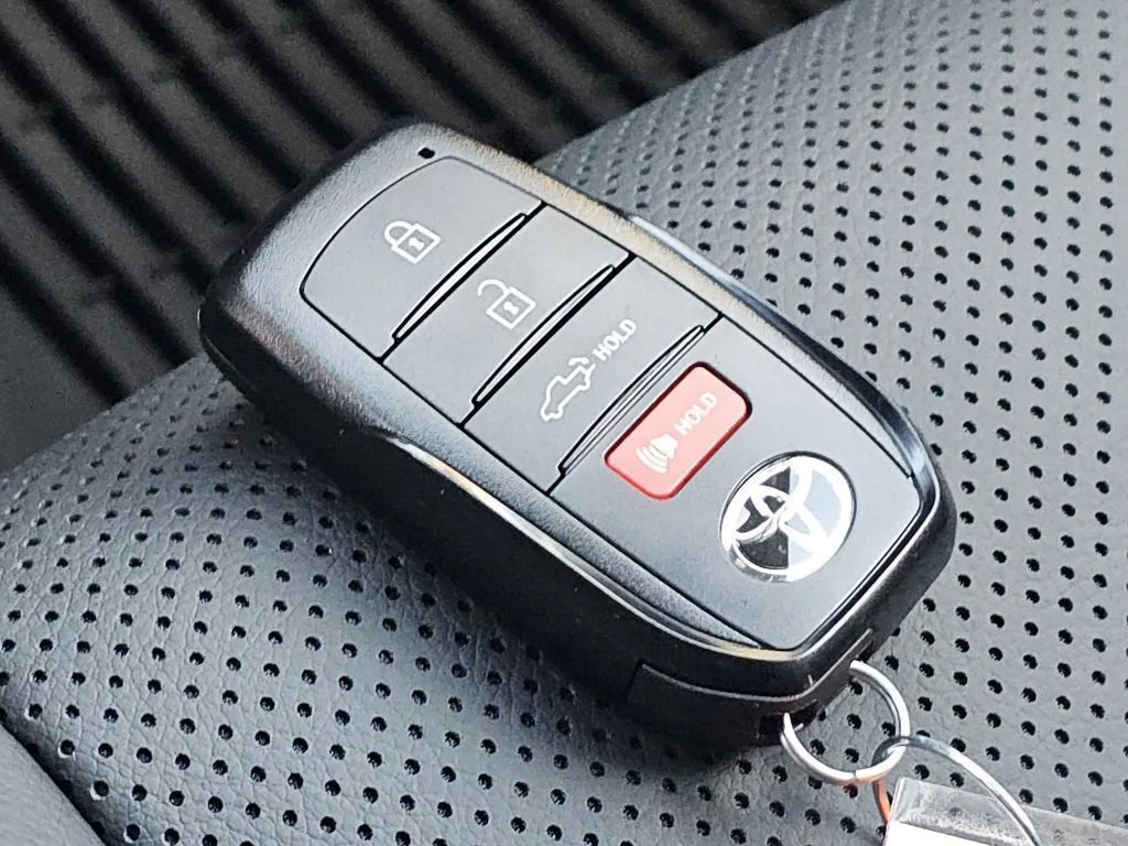 2025 Toyota Tacoma Limited - Photo 37