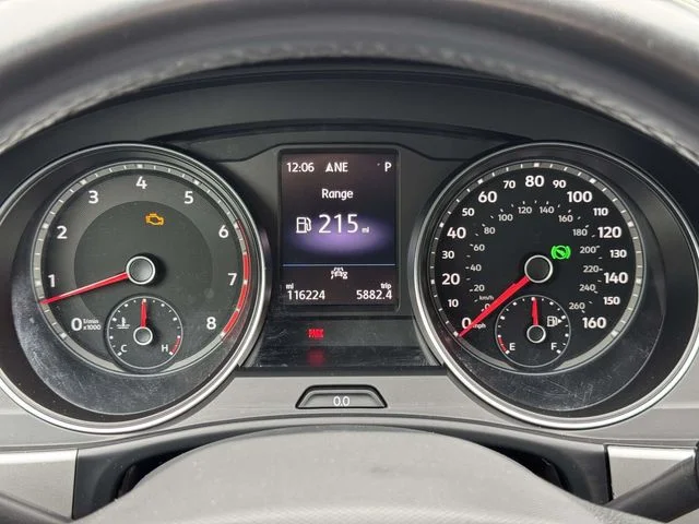 Used 2021 White Volkswagen 3.6L V6 SE w/Technology R-Line image 24