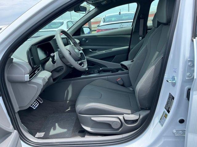 New 2026 White Hyundai SEL Sport image 15