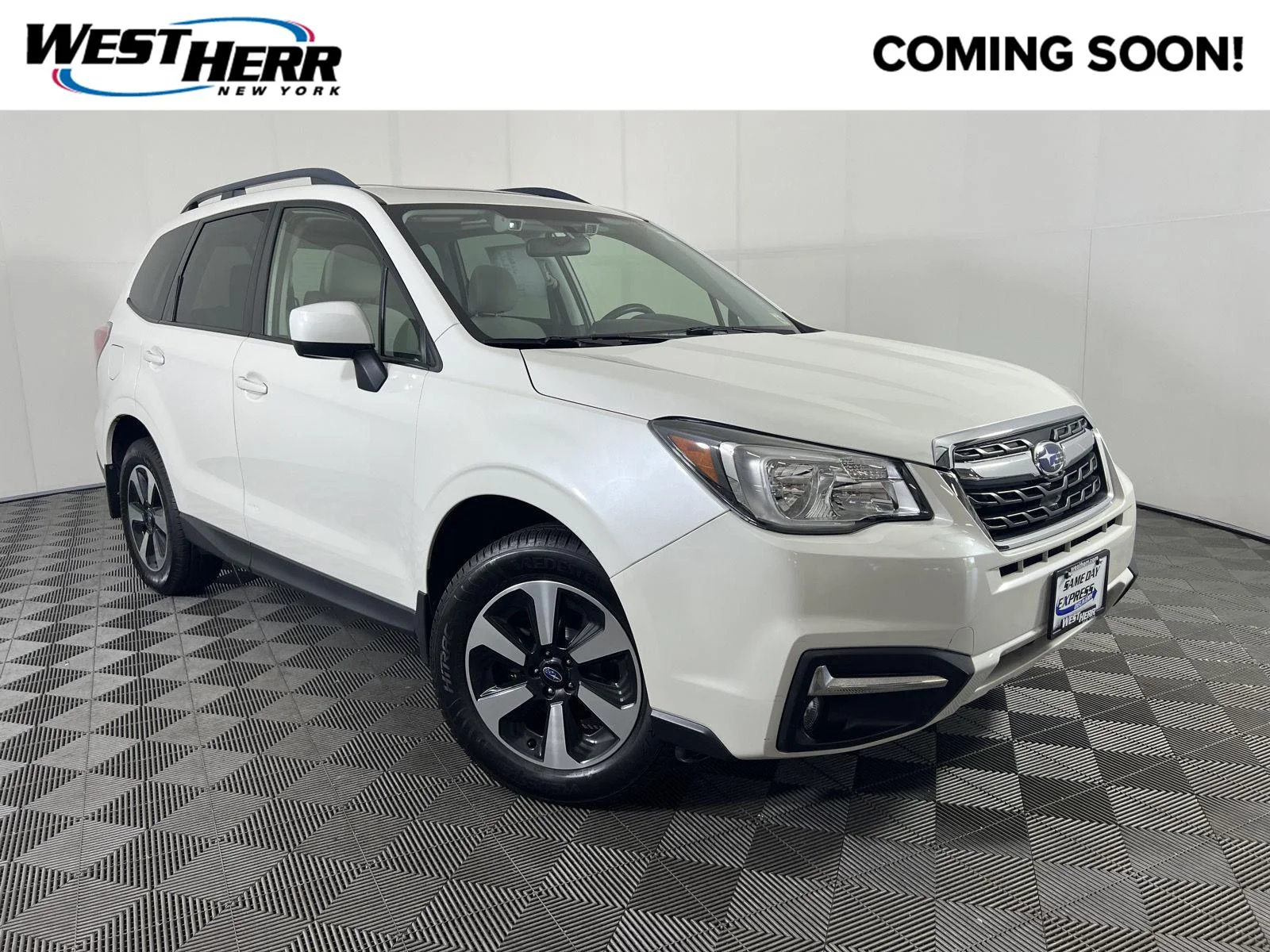 Used 2018 Crystal White Pearl Subaru Premium image 1