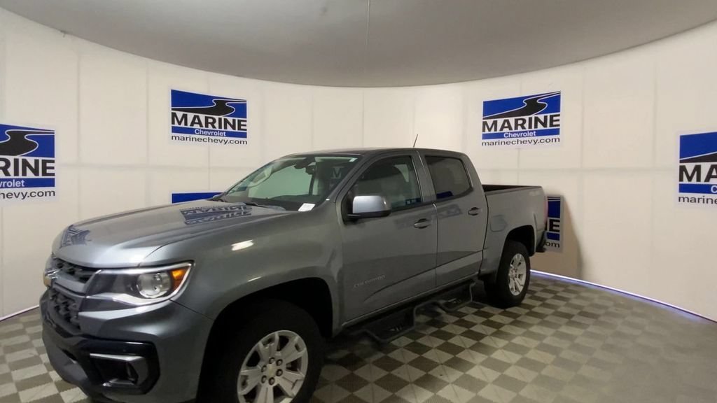 Used 2022 SATIN STEEL METALLIC Chevrolet 4WD LT image 6