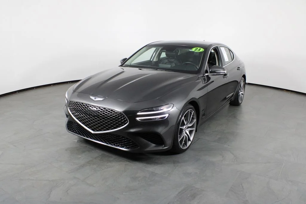 2023 Genesis G70 2.0T Standard's photo