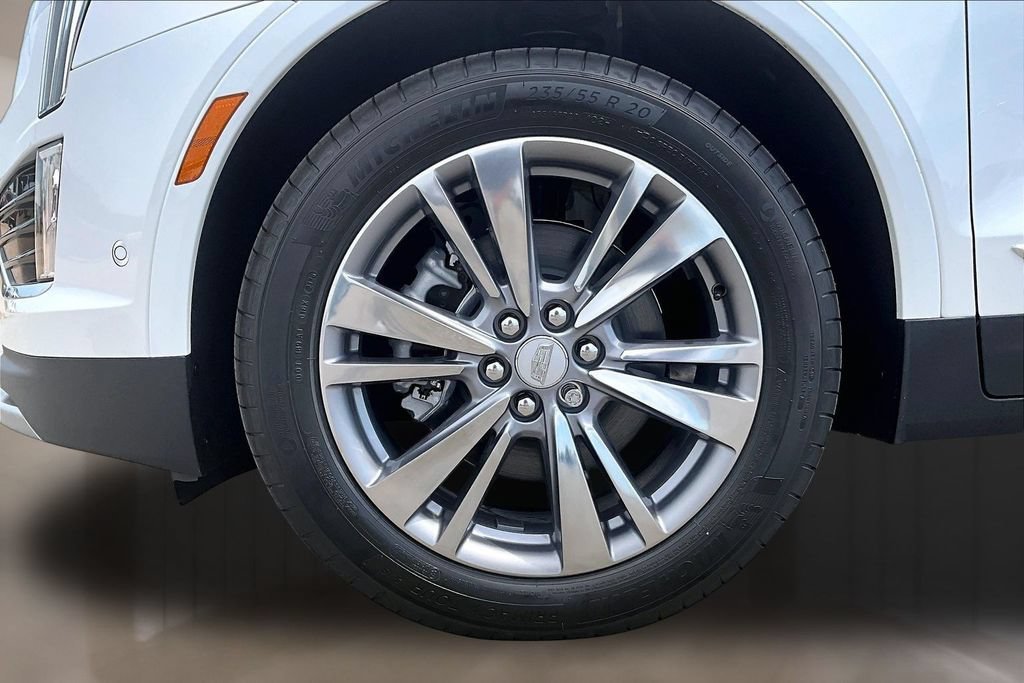 New 2026 Crystal White Tricoat Cadillac Premium Luxury image 12
