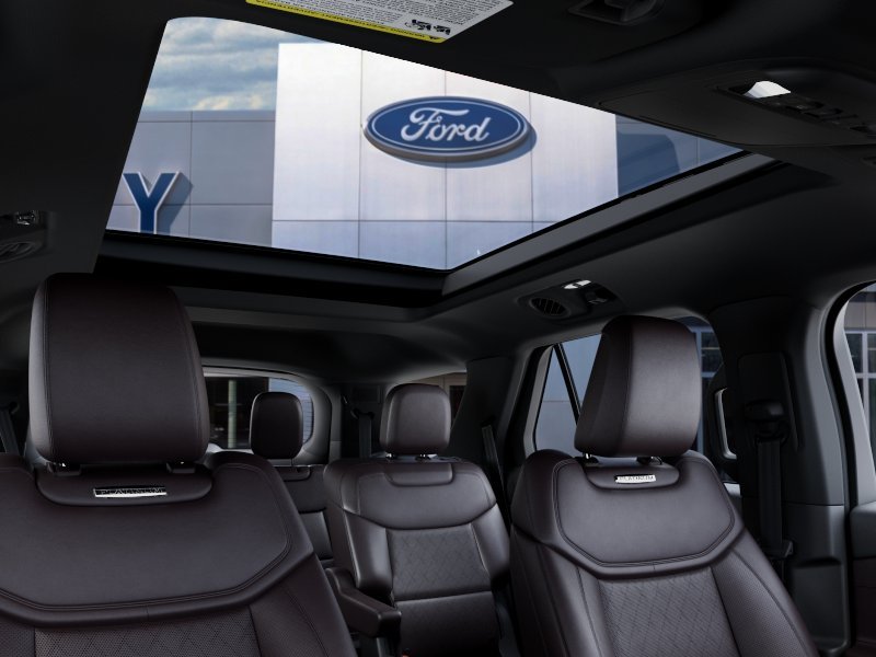 New 2027 Agate Black Metallic Ford Platinum™ image 22