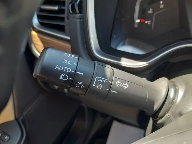 Used 2019  Honda Touring image 16