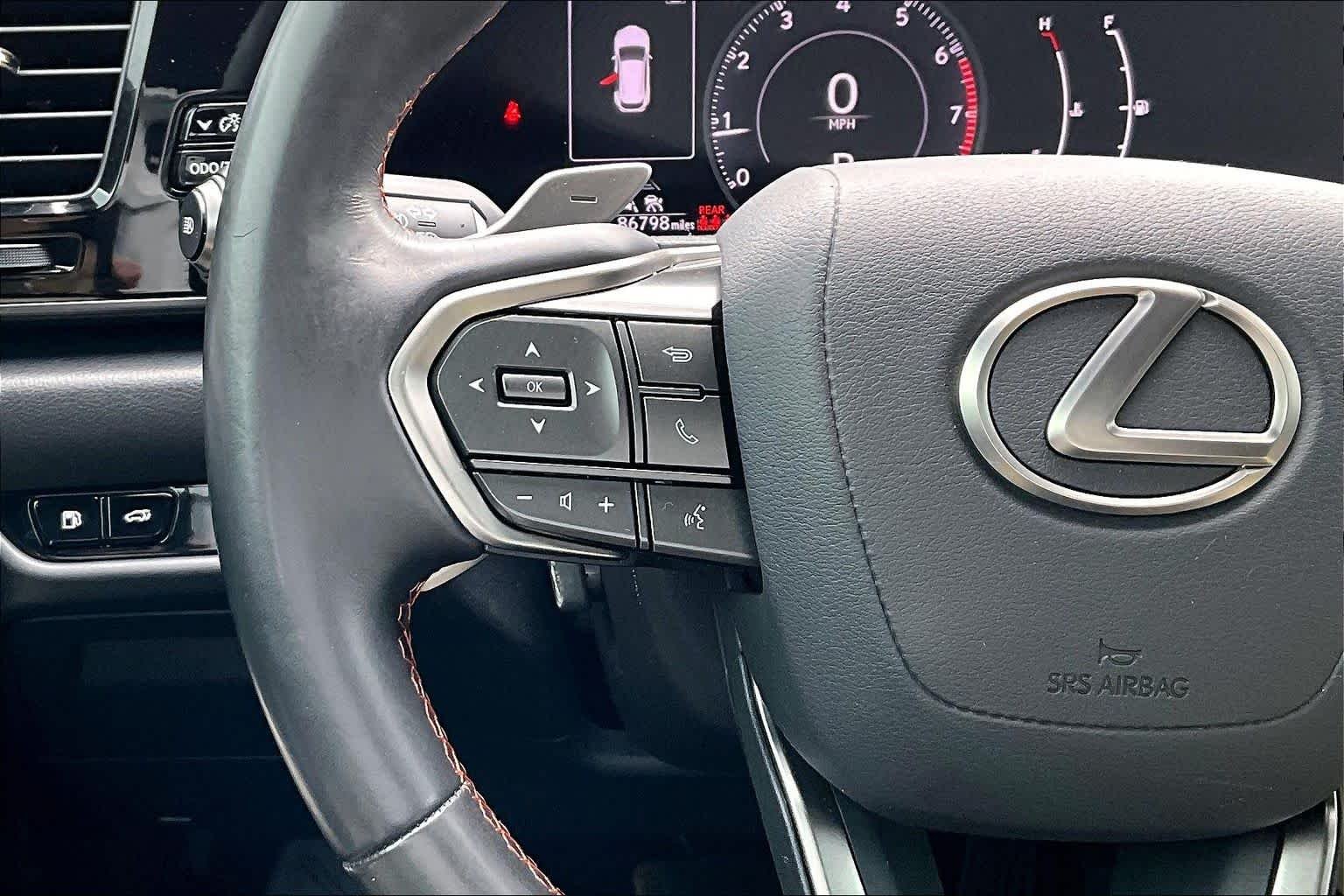 Used 2022 Eminent White Pearl Lexus Premium image 25